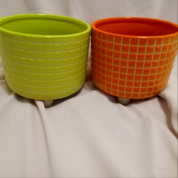 Ashland Decorative Potters Set of 2 - Picture 1 of 3